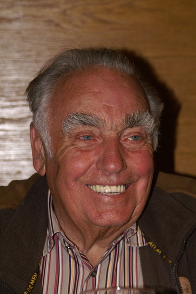 Unser Reiseleiter und Ehrenvorsitzender Hermann Erk